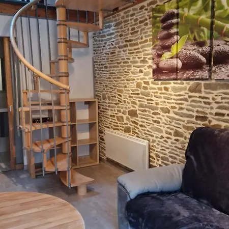 2 Apartamento *